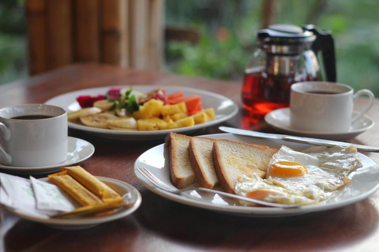 ホテル Uma Manis Ubud エクステリア 写真